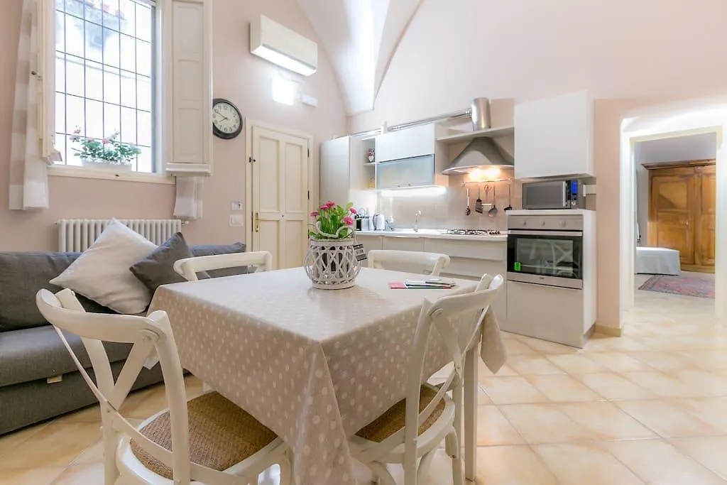 莱切A Casa Di Francesca公寓 0*, 莱切